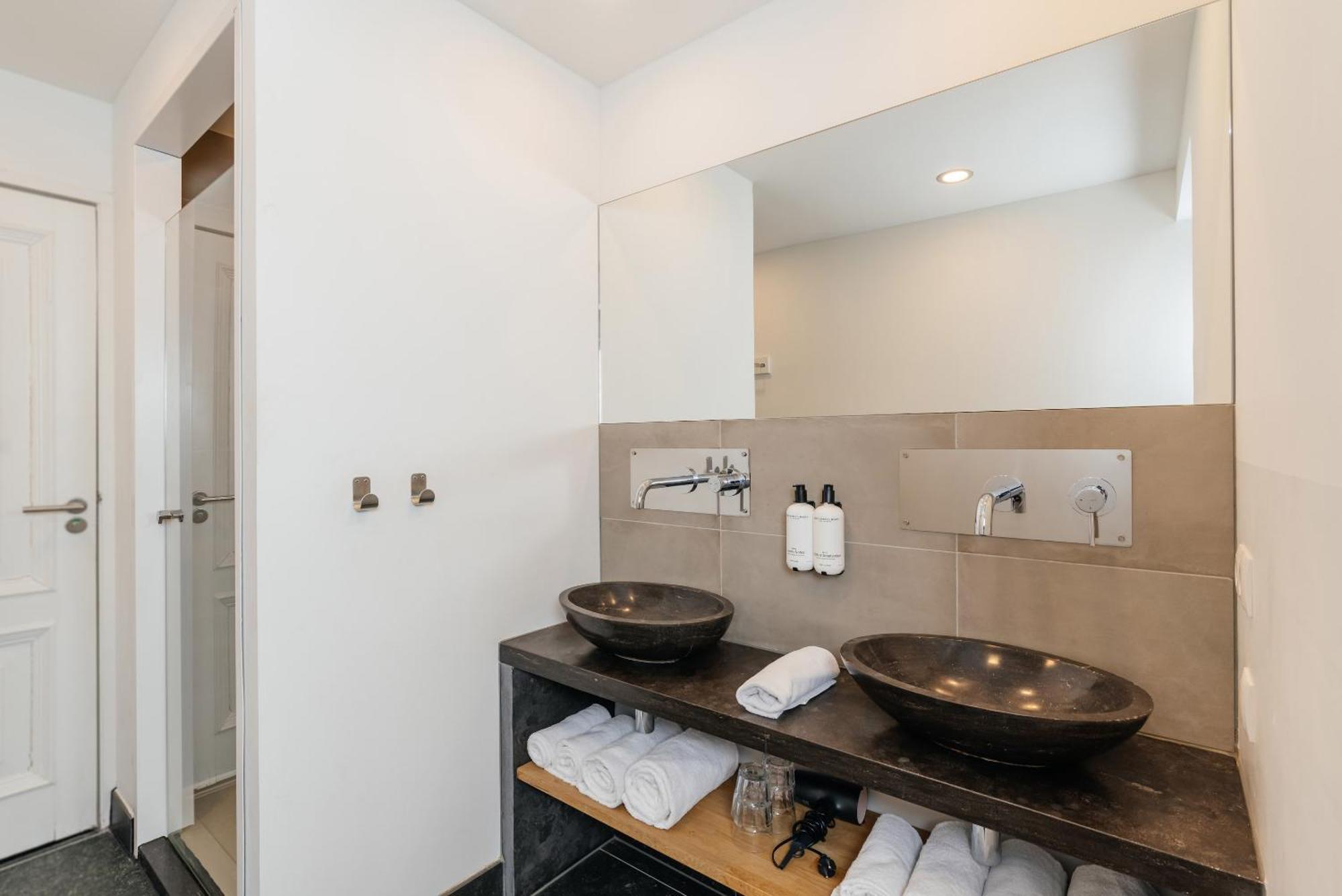 Eye Hotel Утрехт Экстерьер фото