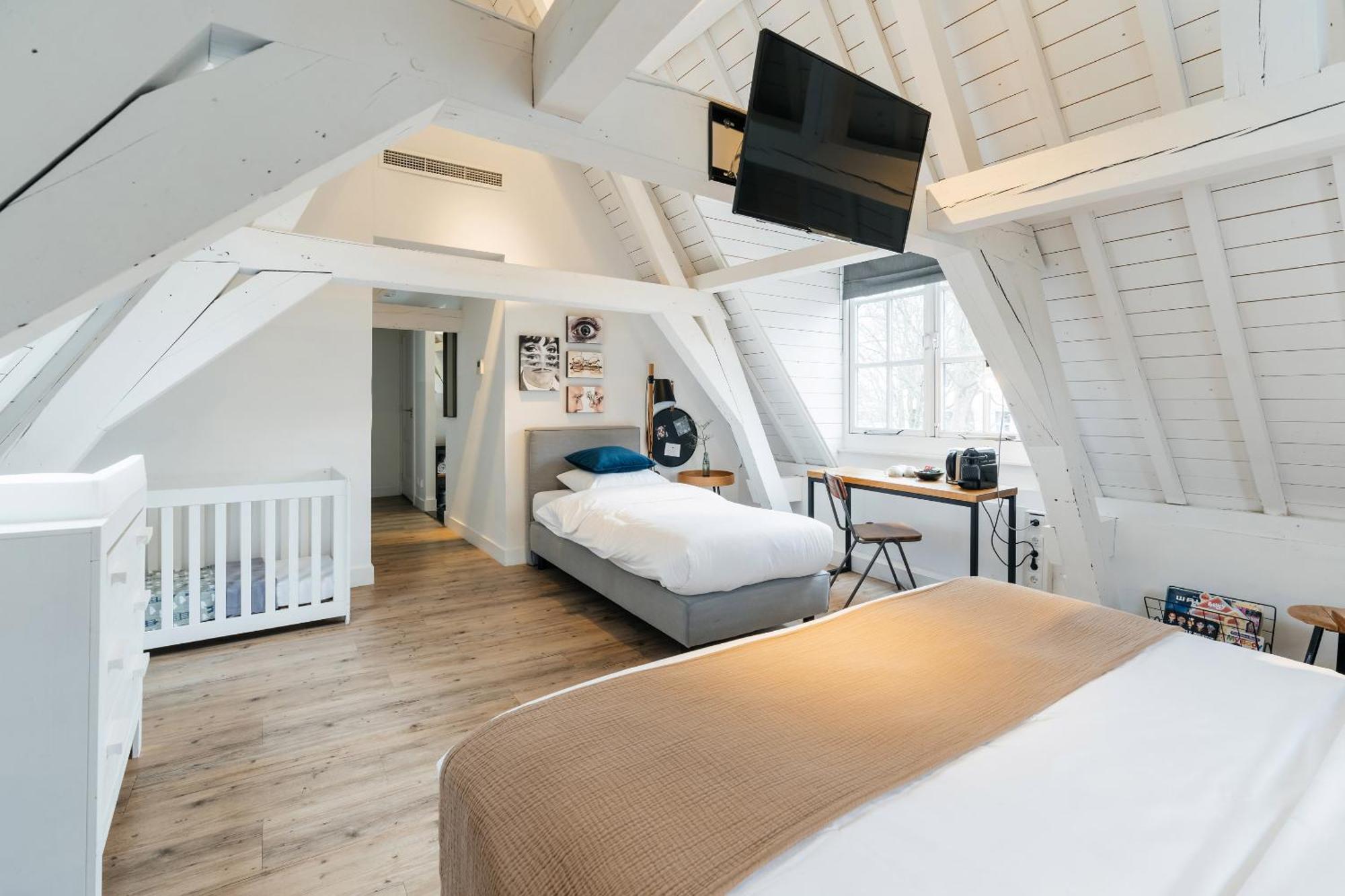 Eye Hotel Утрехт Экстерьер фото