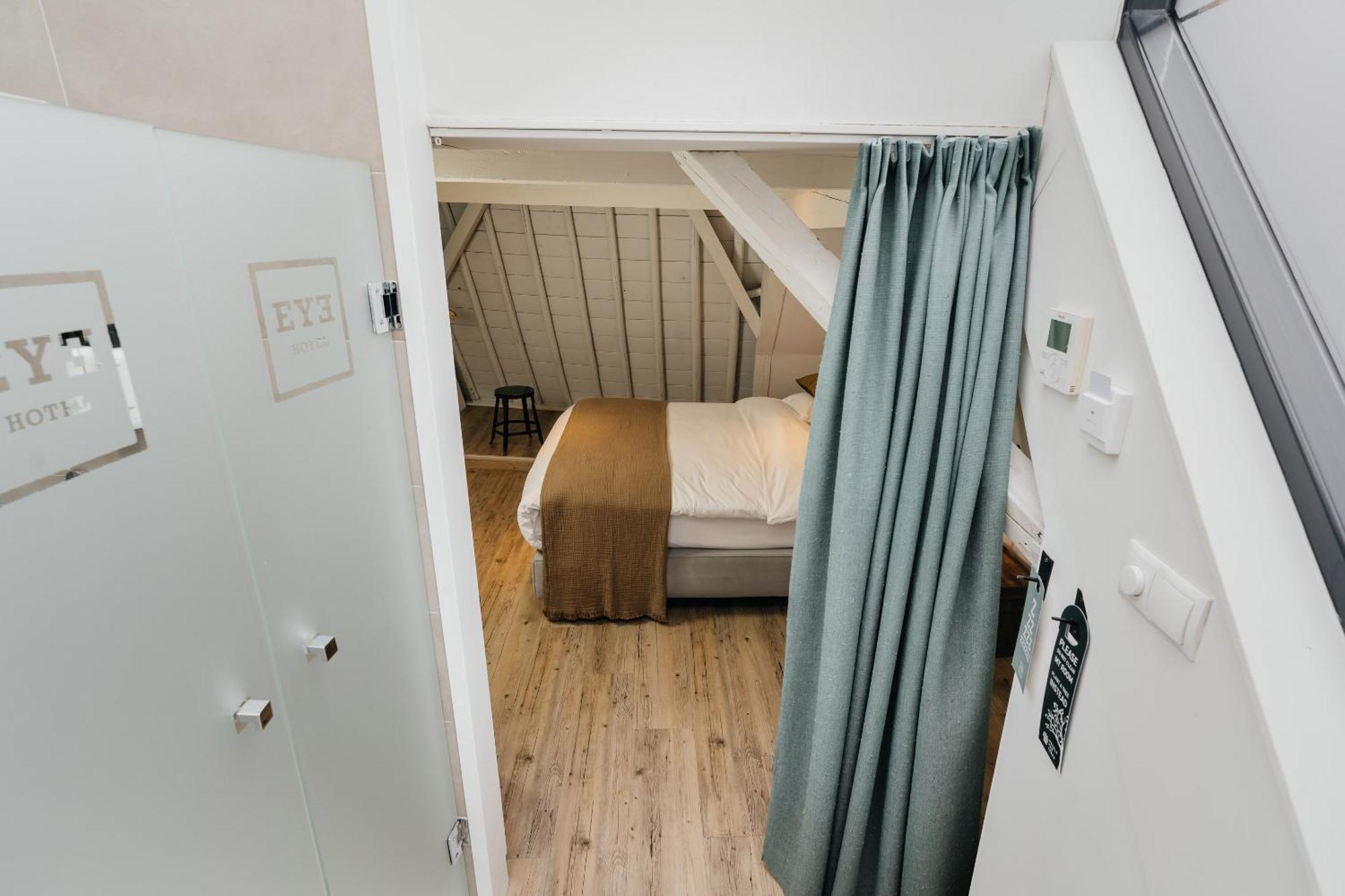Eye Hotel Утрехт Экстерьер фото