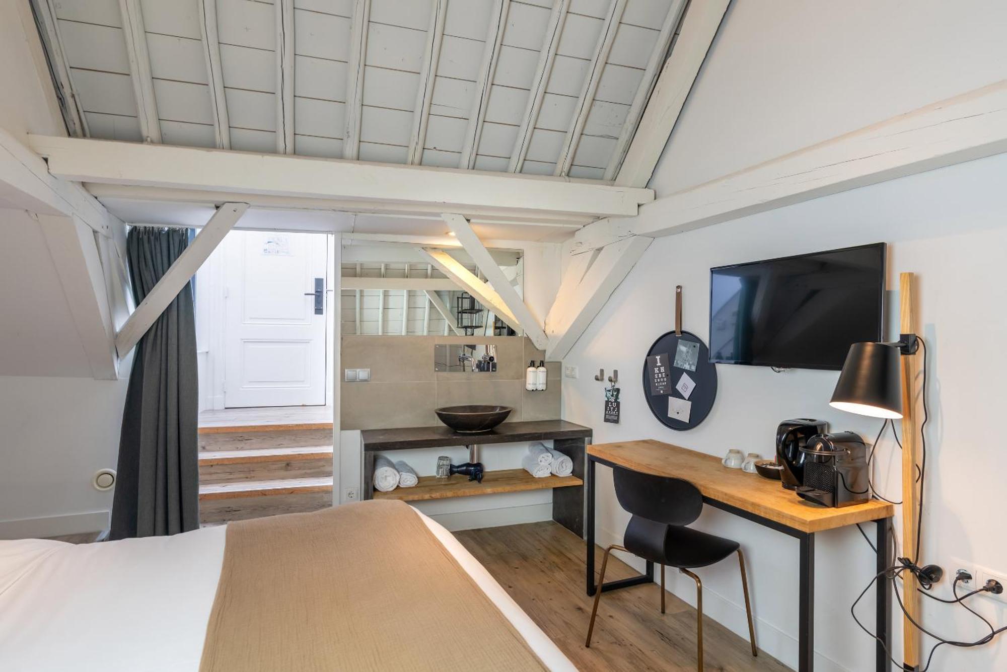 Eye Hotel Утрехт Экстерьер фото
